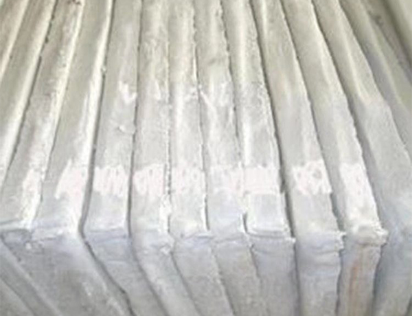 複合(hé)氧化鋁保(bǎo)溫闆